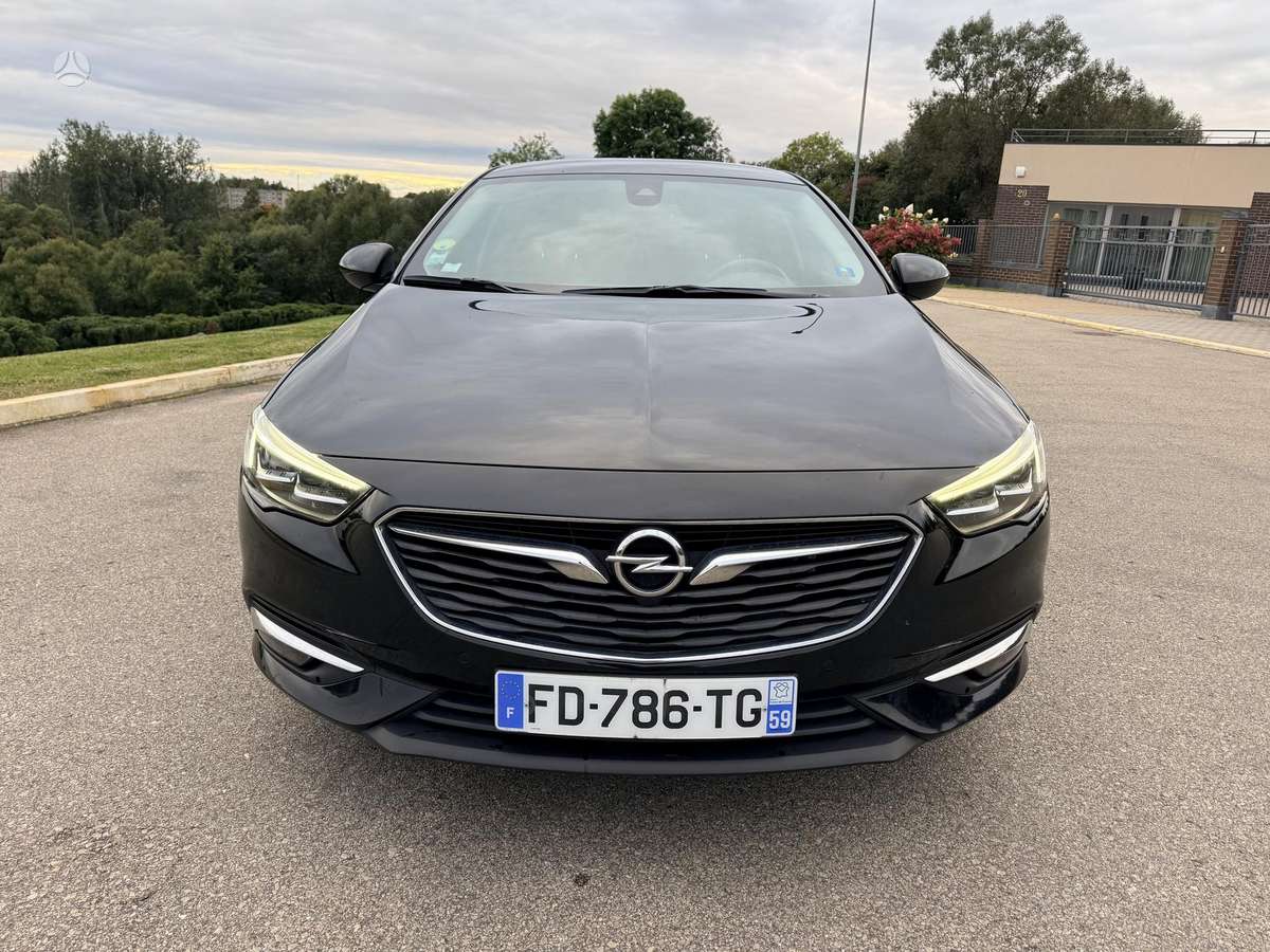 Opel Insignia, 1.6 l., hatchback