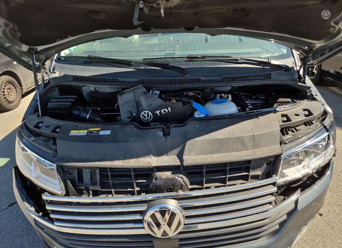 Volkswagen Multivan, 2.0 l., Минивэн