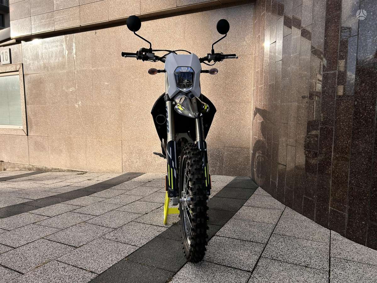Triumph TF-250 E 250cc, enduro / adventure
