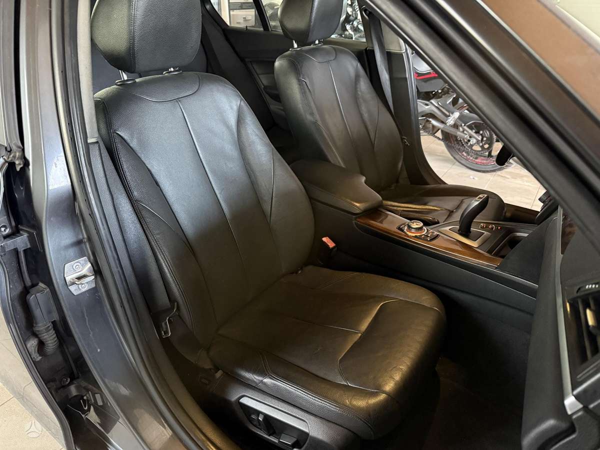BMW 328, 2.0 l., Седан