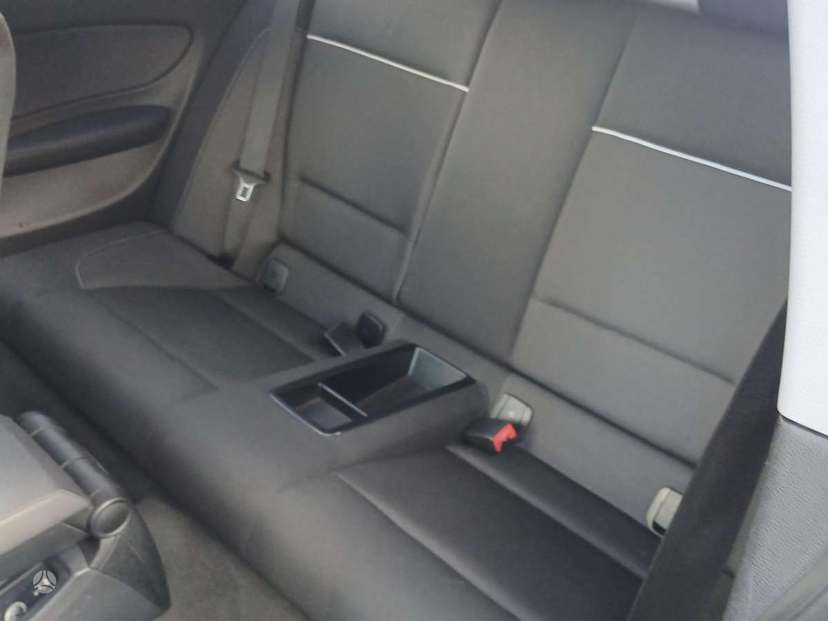 BMW 118, 2.0 l., hatchback
