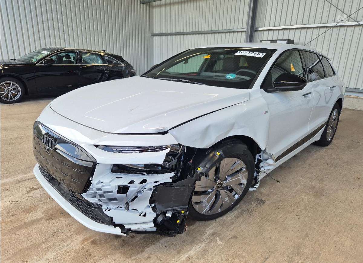 Audi A6 e-tron, 100 кВт·ч, Универсал