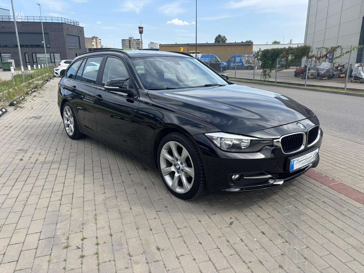 BMW 320, 2.0 l., universalas