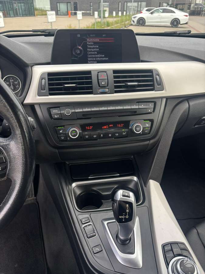 BMW 320, 2.0 l., Универсал