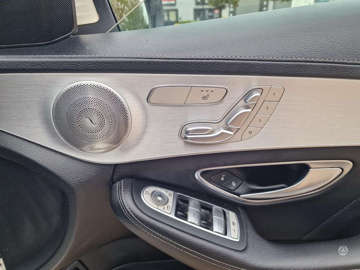 Mercedes-Benz C300, Универсал