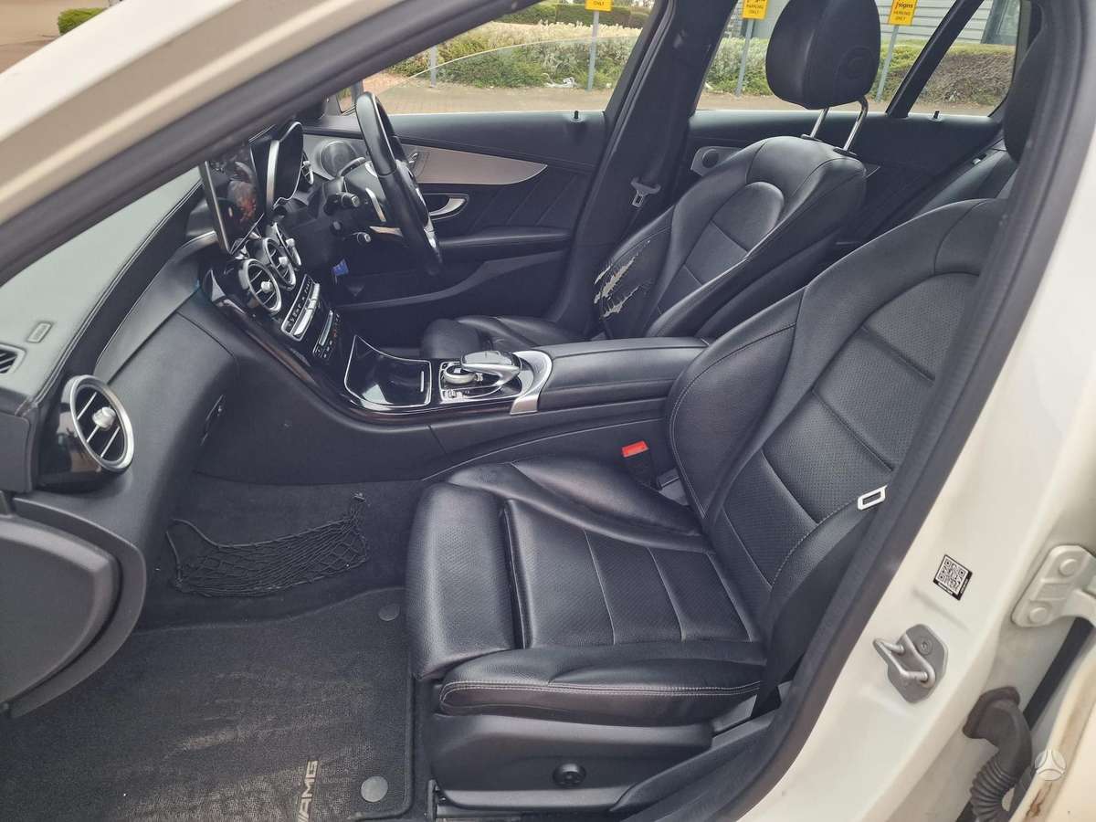 Mercedes-Benz C300, Универсал
