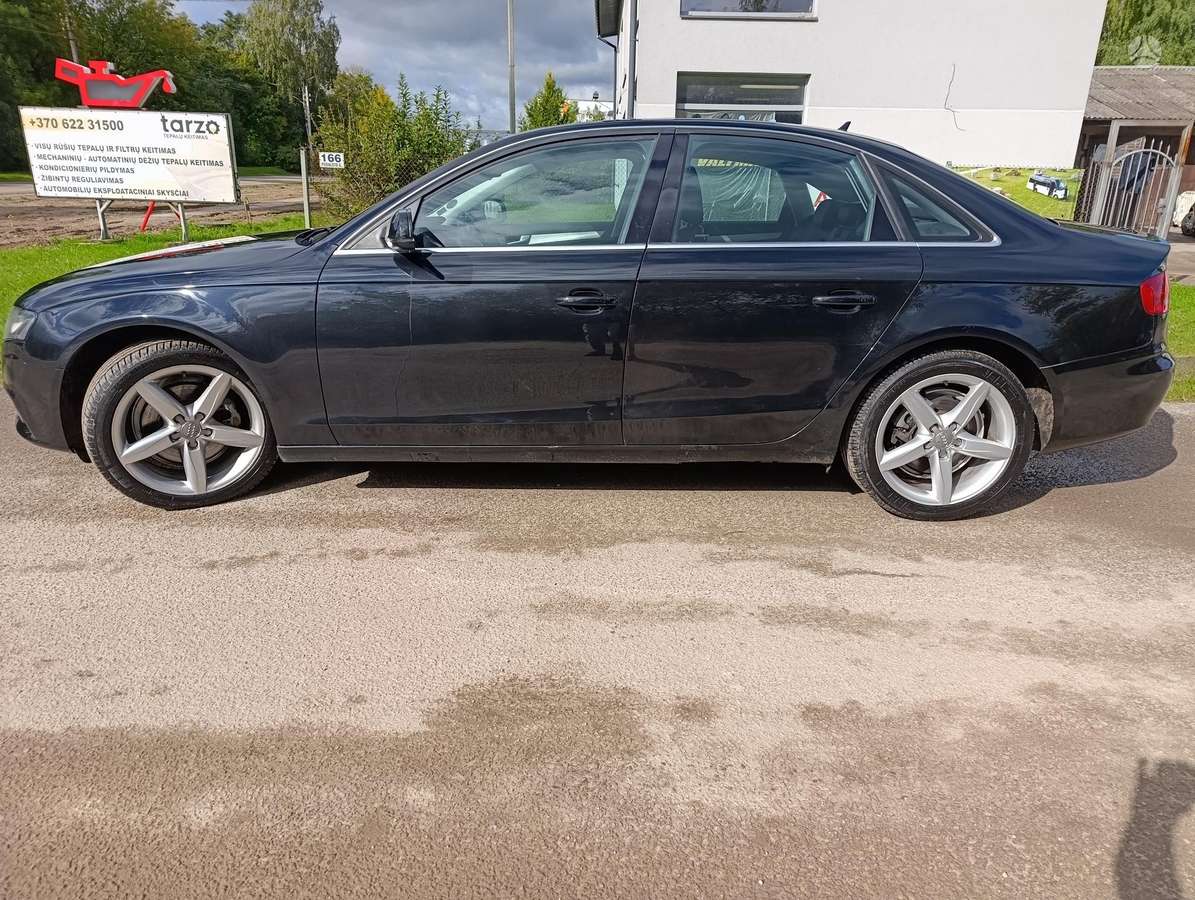 Audi A4, 2.0 l., sedanas