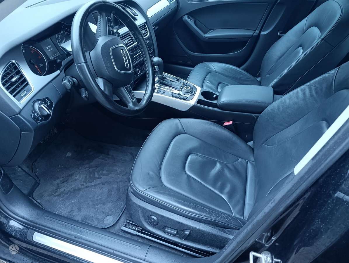 Audi A4, 2.0 l., sedanas