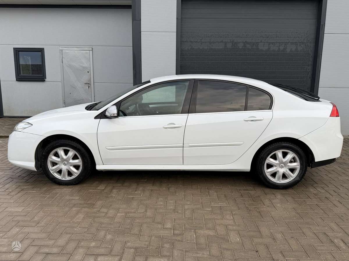 Renault Laguna, 2.0 l., sedanas