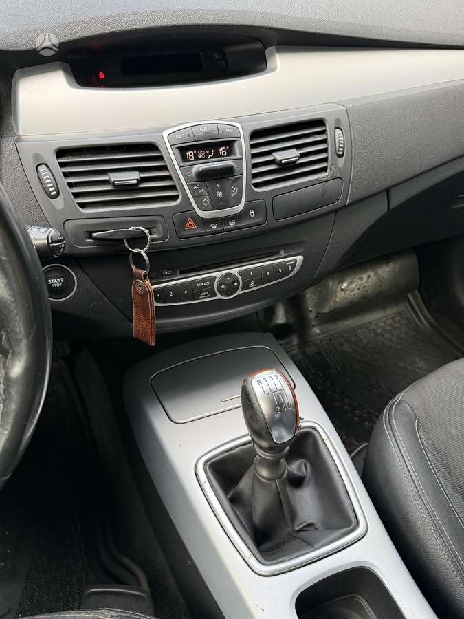 Renault Laguna, 2.0 l., Седан