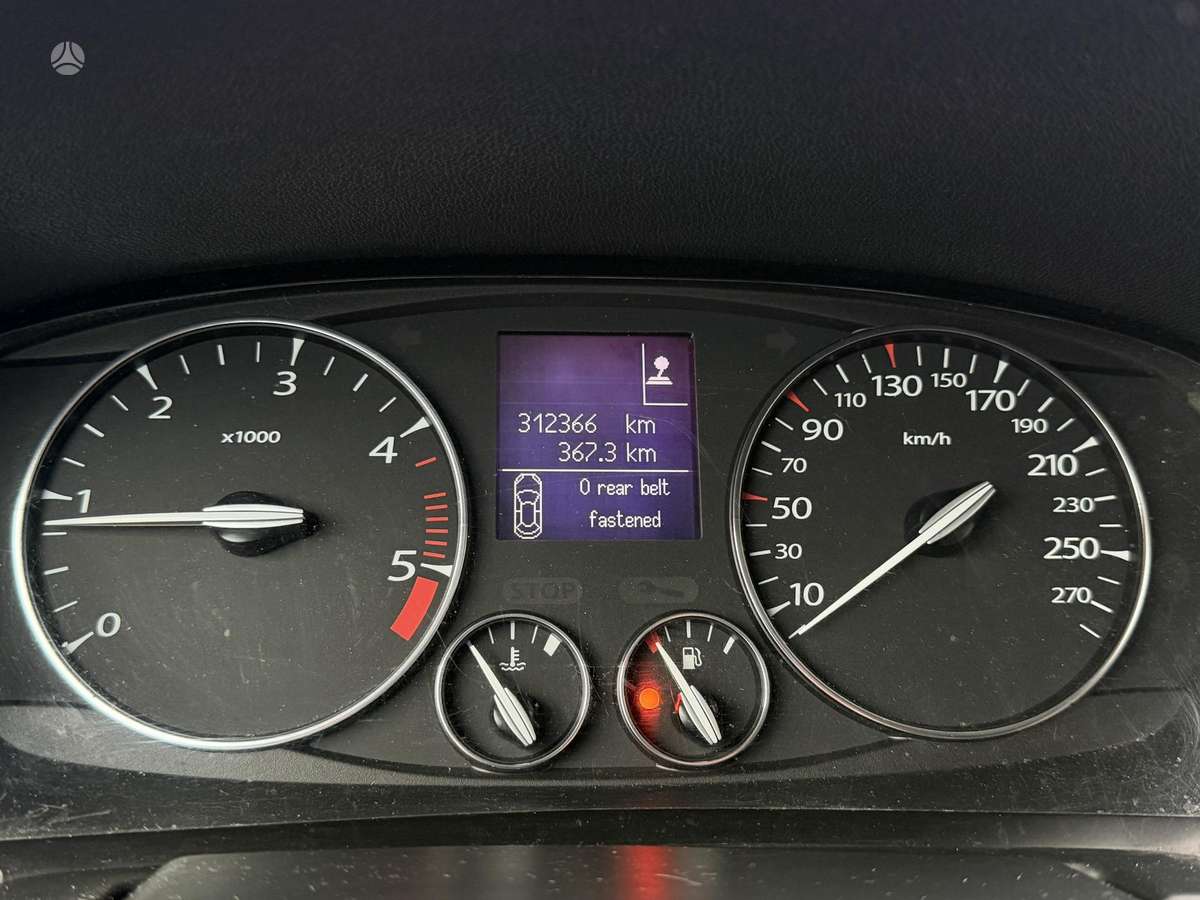 Renault Laguna, 2.0 l., sedanas