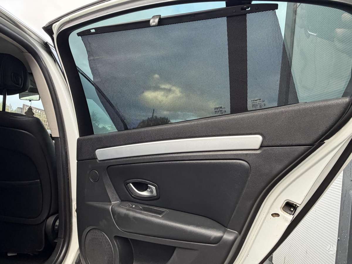 Renault Laguna, 2.0 l., Седан