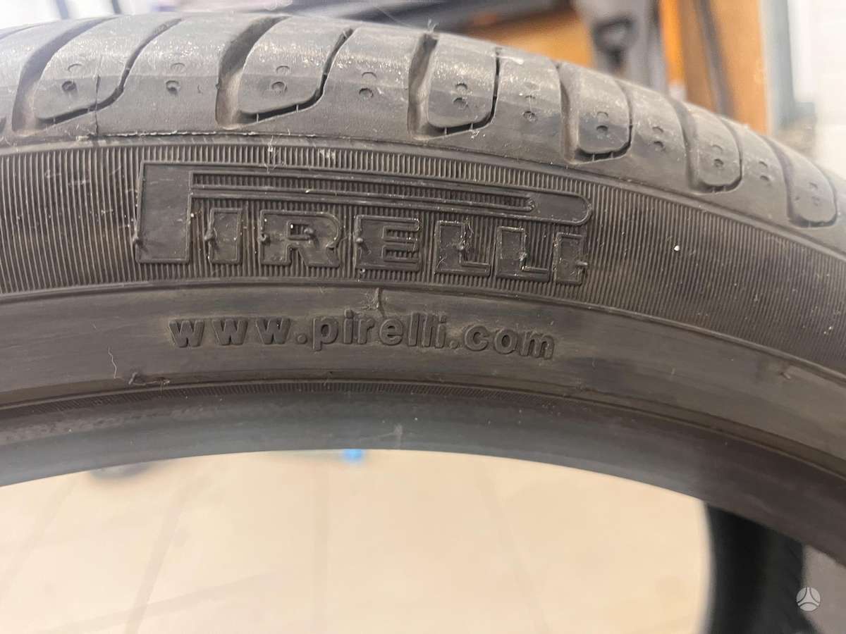 Pirelli Scorpion, summer 275/35 R22