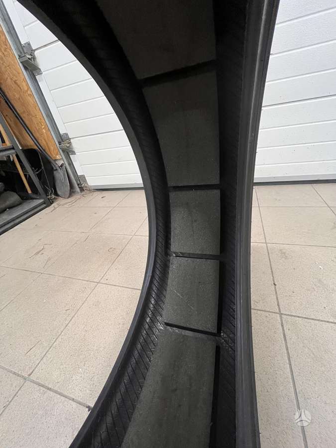 Pirelli Scorpion, летние 275/35 R22
