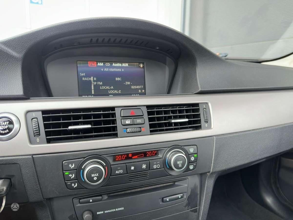 BMW 325, 3.0 l., Седан