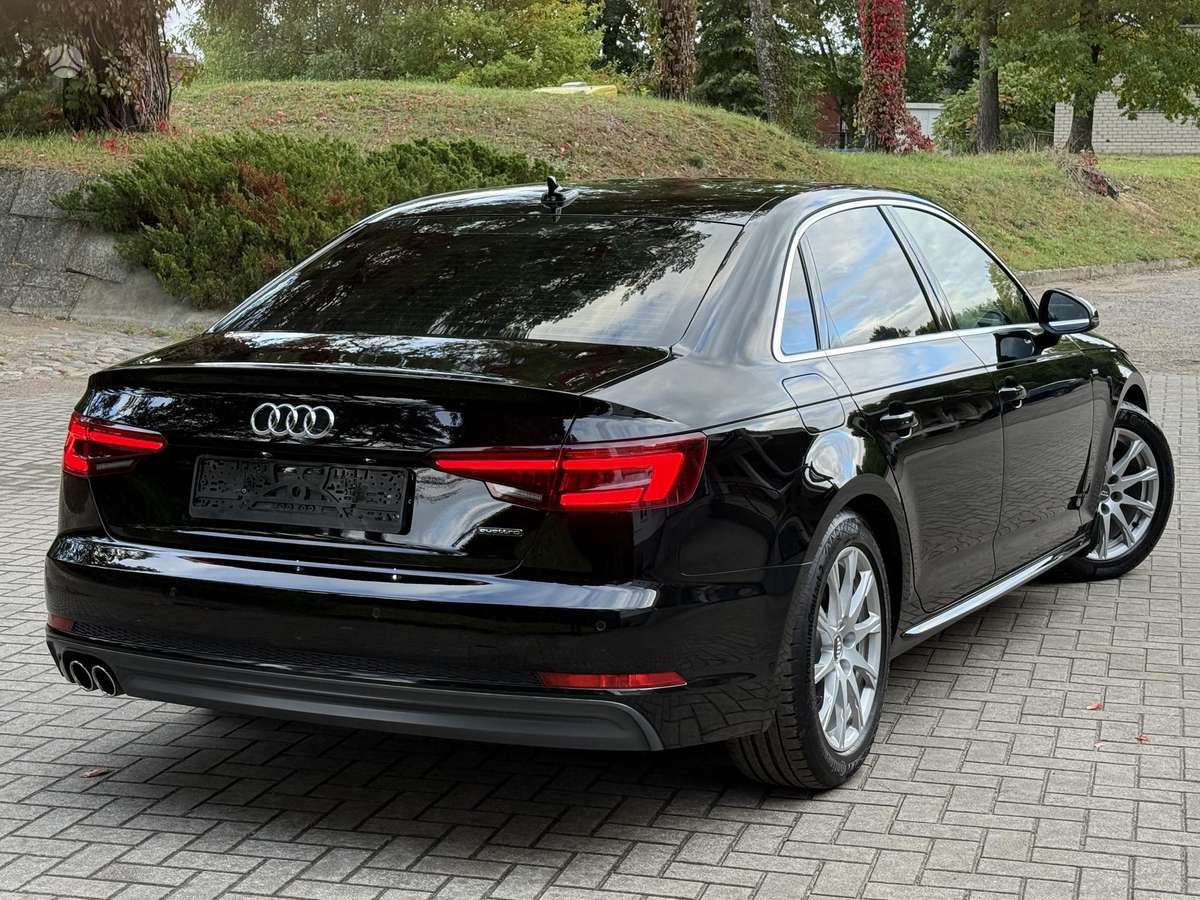 Audi A4, 2.0 l., Седан