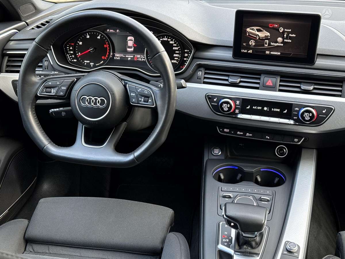 Audi A4, 2.0 l., Седан