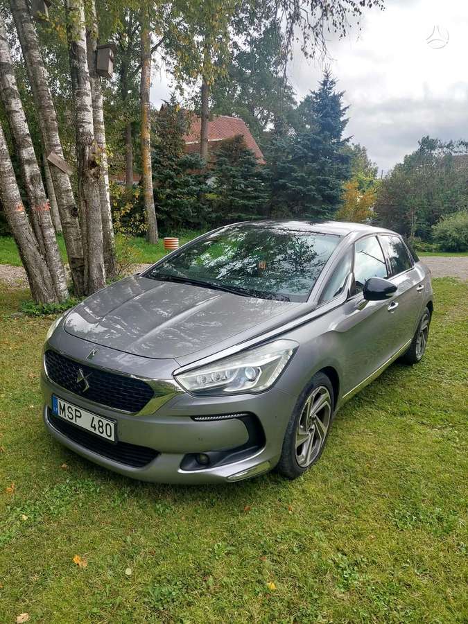 Citroen DS5, 2.0 l., Хэтчбек
