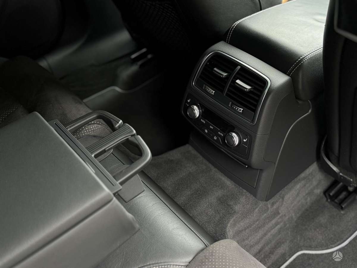 Audi A6, 3.0 l., universalas