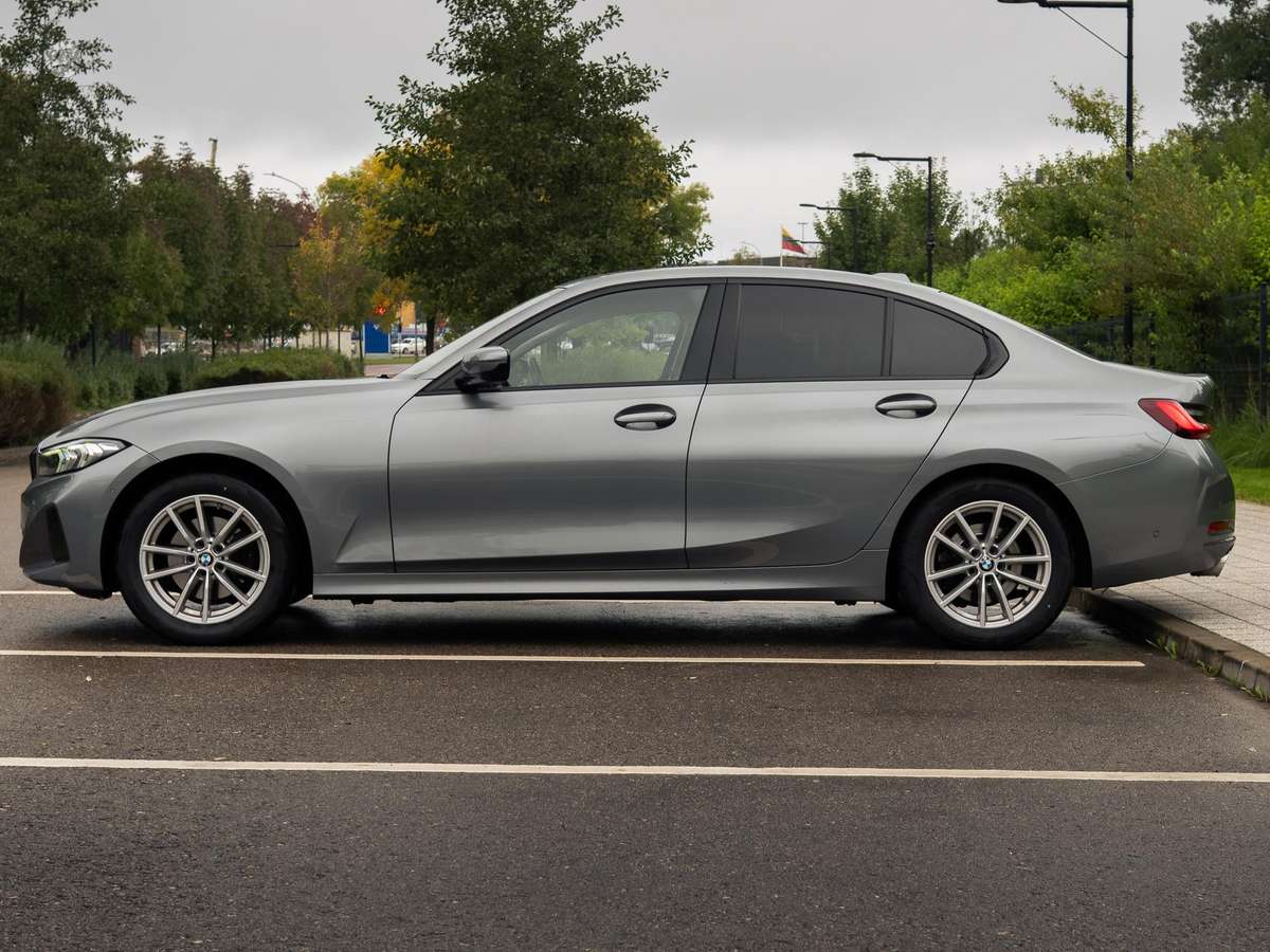 BMW 320, 2.0 l., Седан