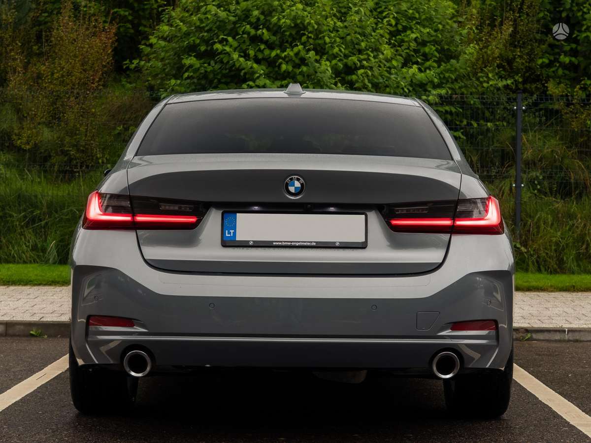 BMW 320, 2.0 l., Седан
