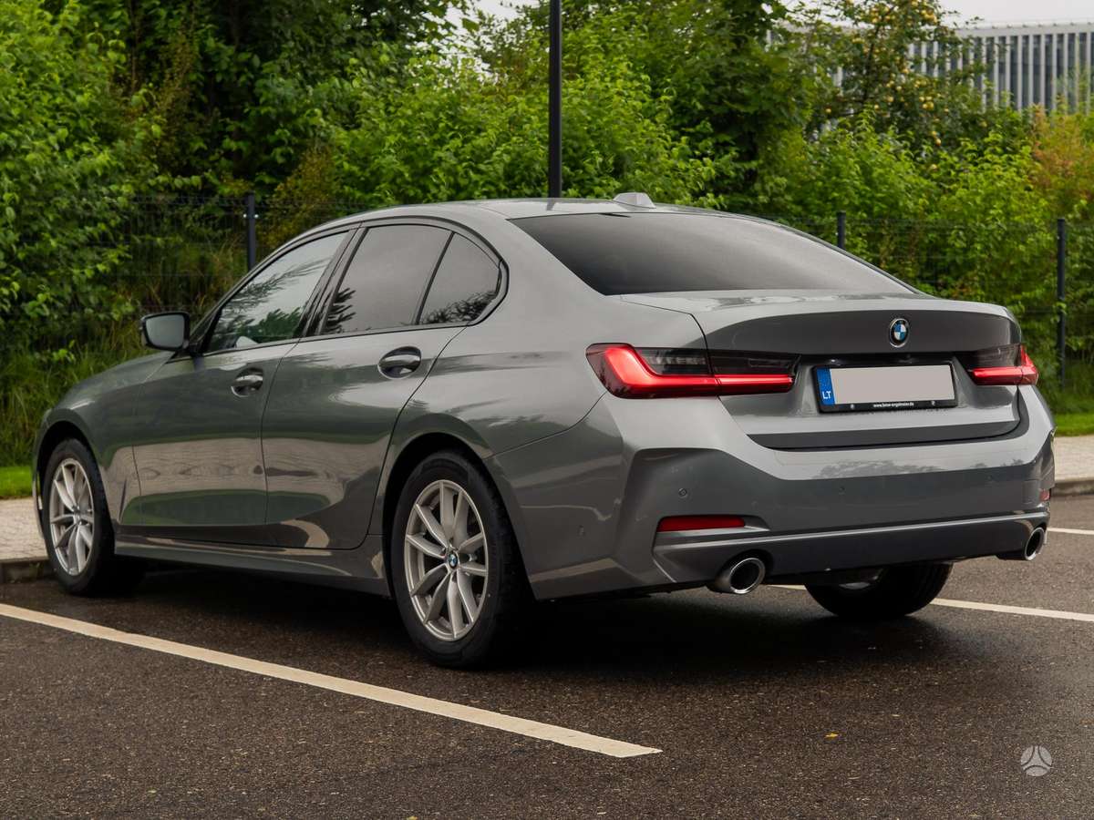 BMW 320, 2.0 l., Седан