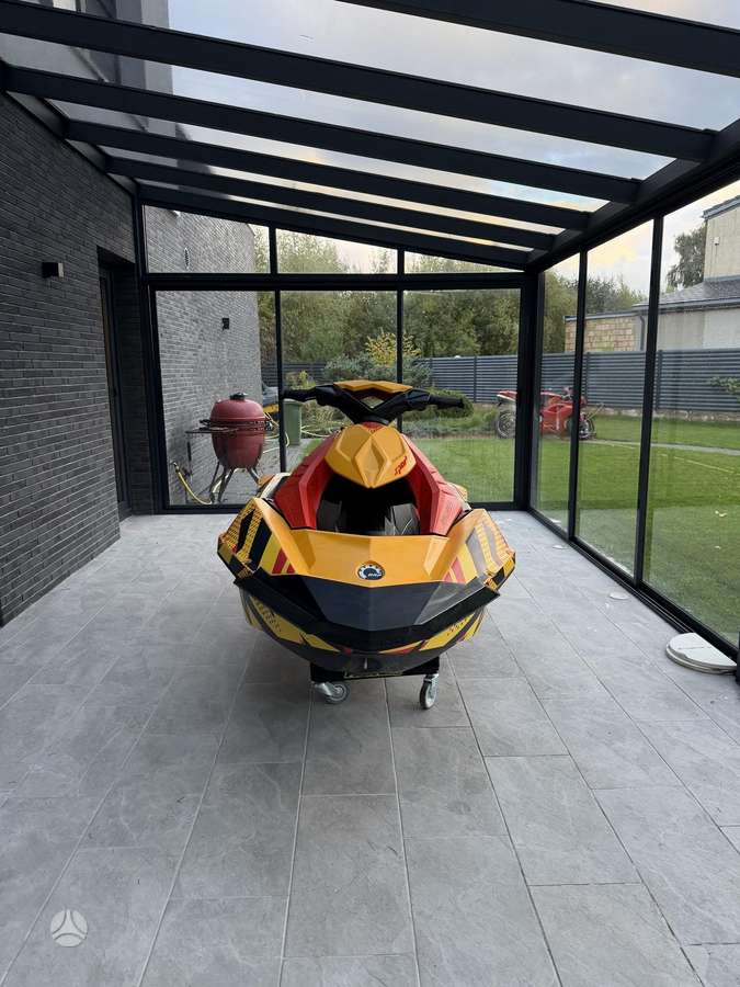 Sea-Doo Spark, jet skis