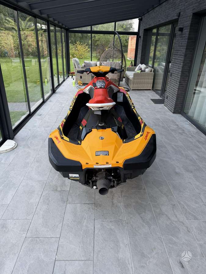 Sea-Doo Spark, jet skis
