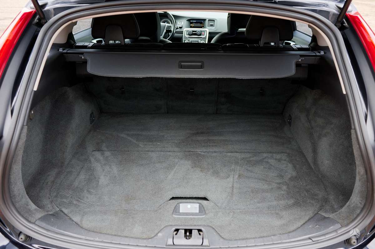 Volvo V60, 2.0 l., Универсал