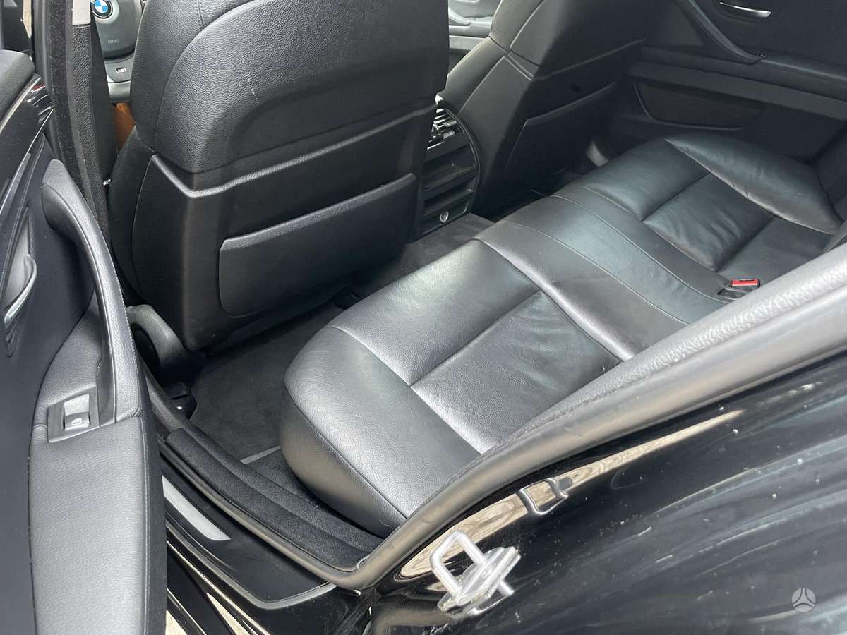 BMW 530, 3.0 l., universalas