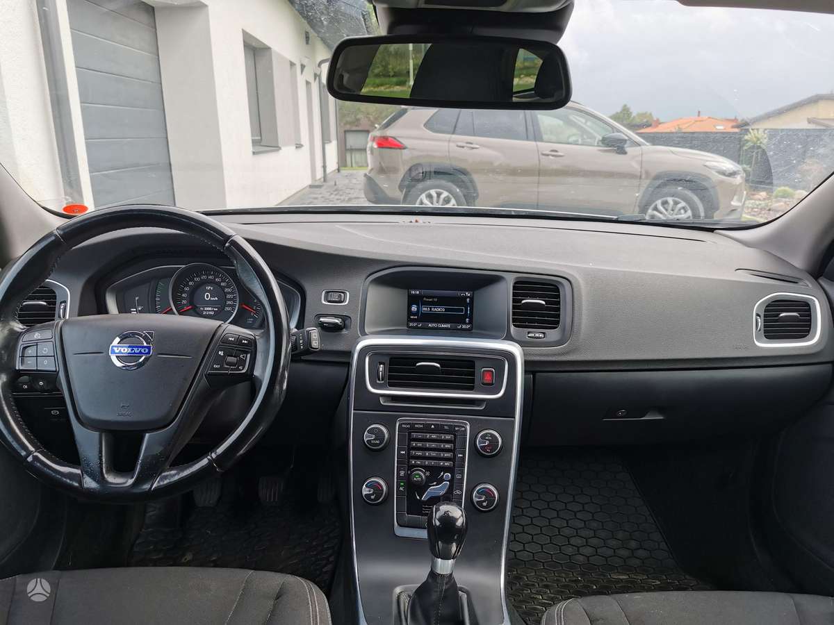 Volvo V60, 1.6 l., wagon