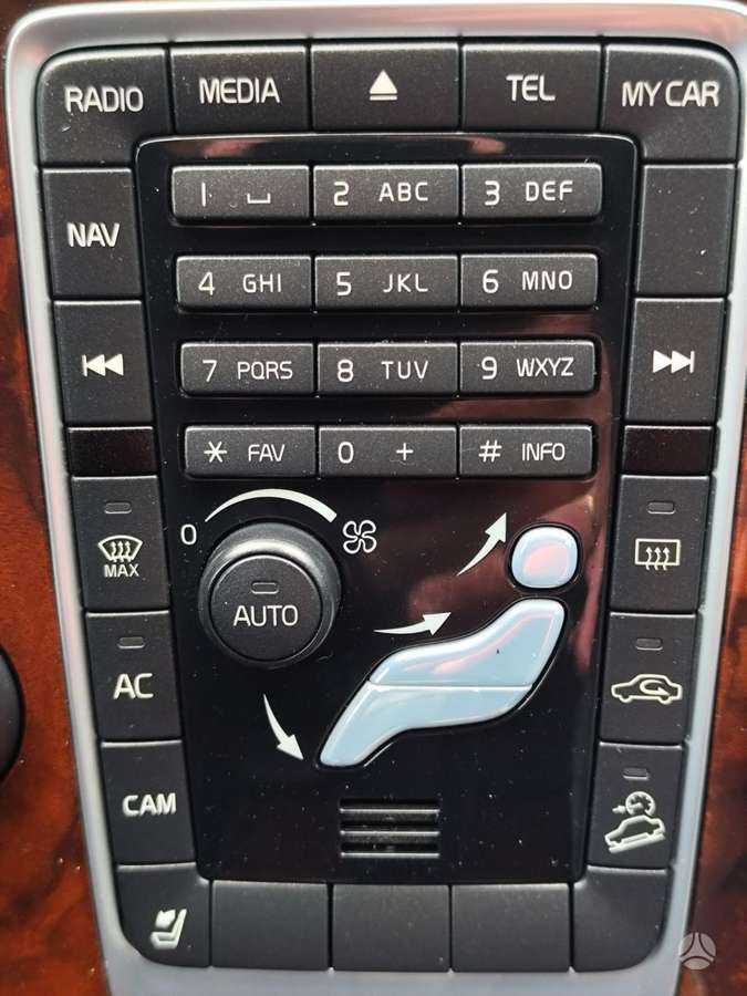 Volvo XC70, 3.0 l., Универсал
