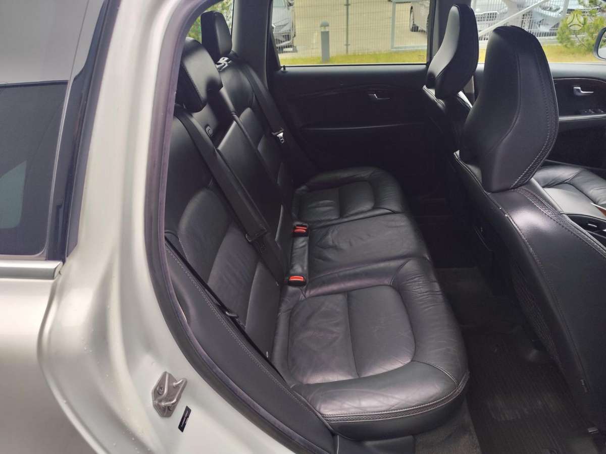 Volvo XC70, 3.0 l., Универсал