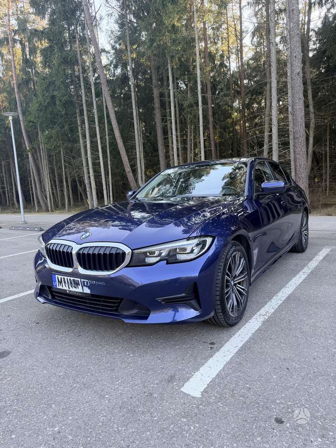 BMW 318, 2.0 l., Седан