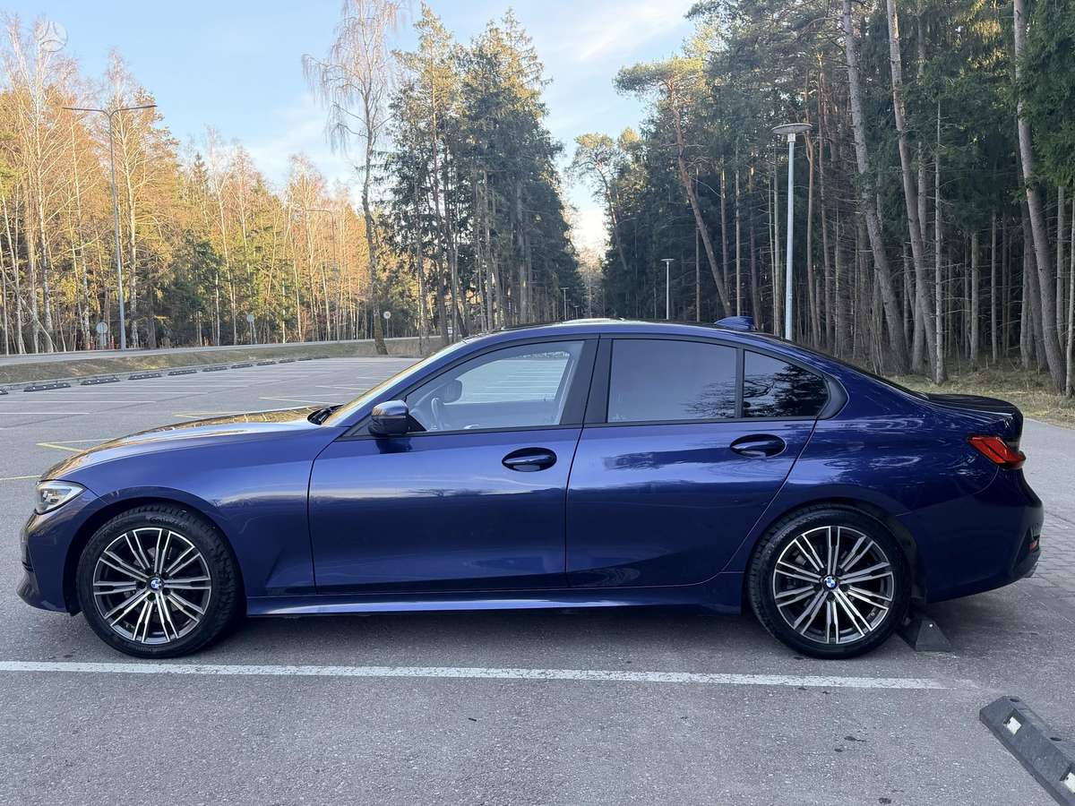 BMW 318, 2.0 l., Седан