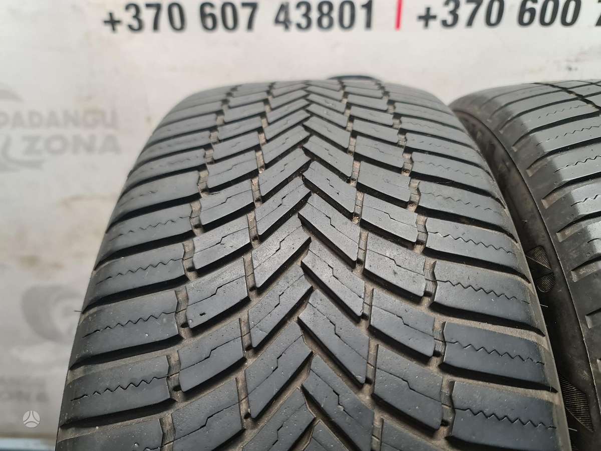 Bridgestone WeatherControl, всесезонные 225/45 R19