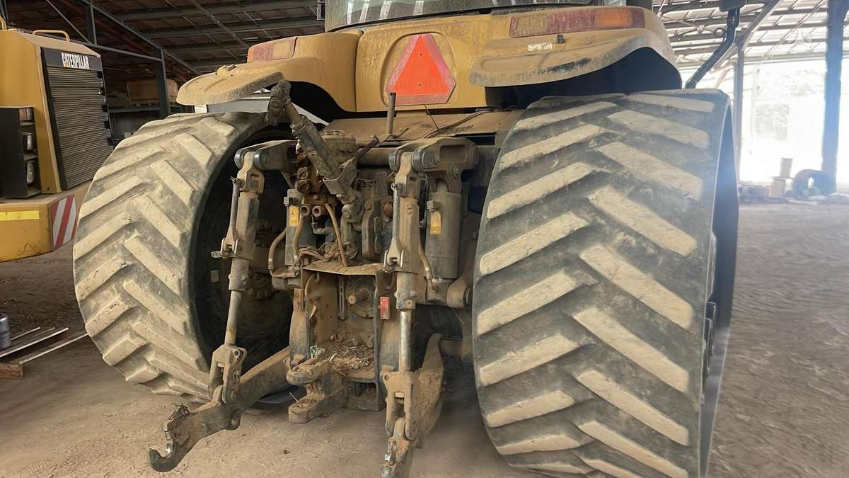 Challenger MT765, tractors