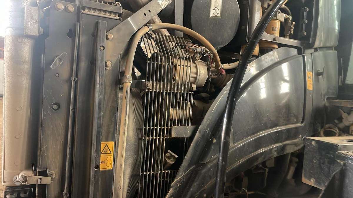 Challenger MT765, tractors