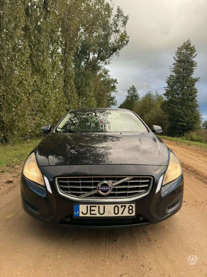 Volvo S60, 2.0 l., Седан