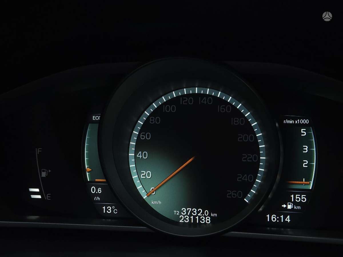 Volvo V40, 2.0 l., Хэтчбек
