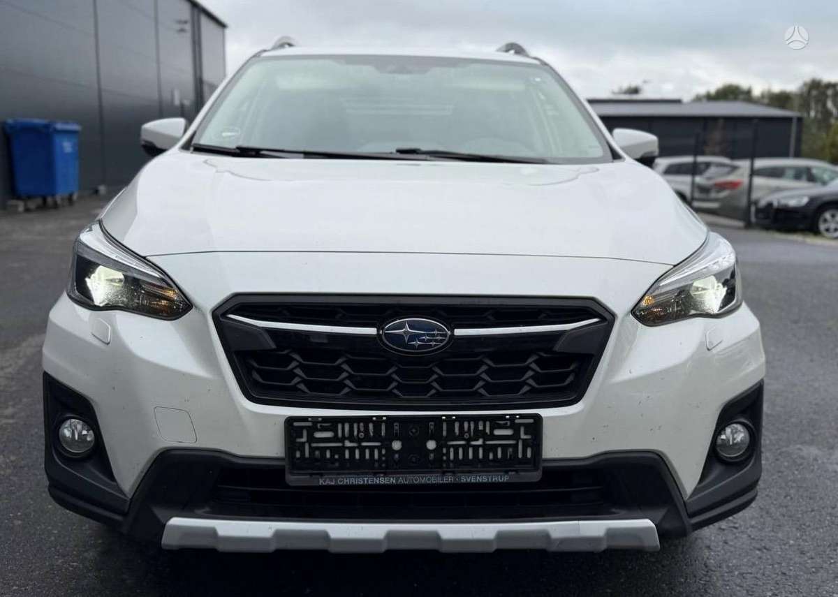 Subaru XV, 2.0 l., off-road / crossover