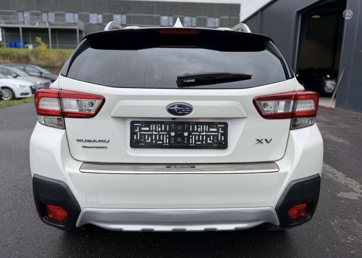 Subaru XV, 2.0 l., off-road / crossover
