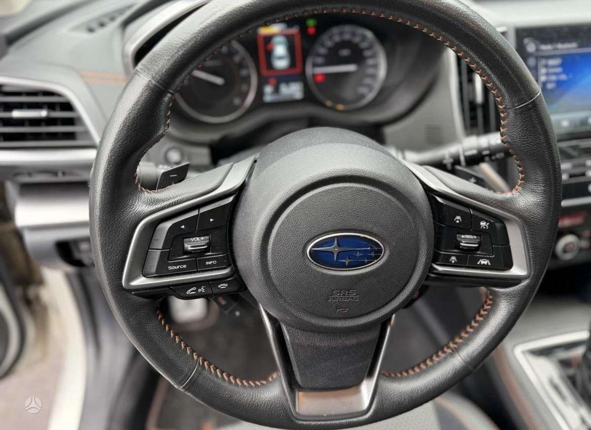 Subaru XV, 2.0 l., off-road / crossover
