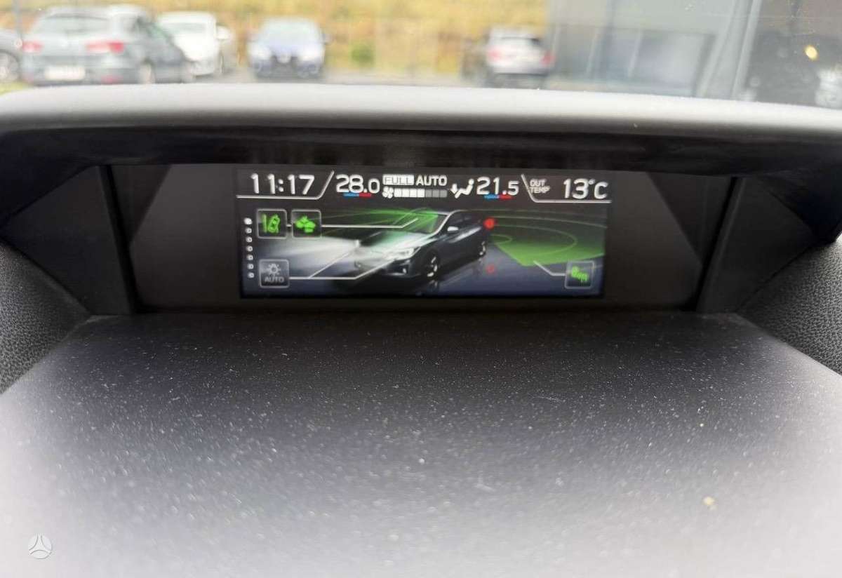 Subaru XV, 2.0 l., off-road / crossover