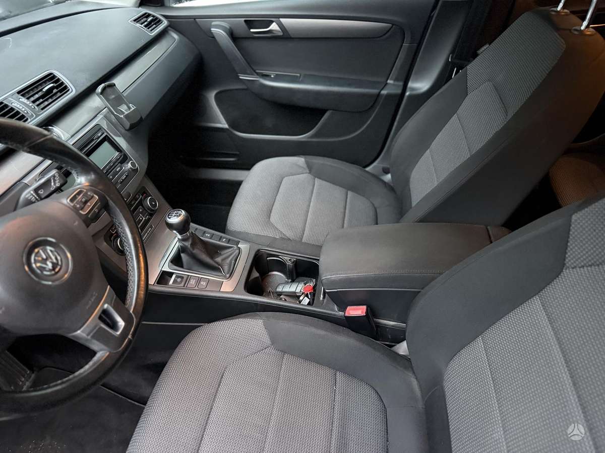 Volkswagen Passat, 1.6 l., Универсал