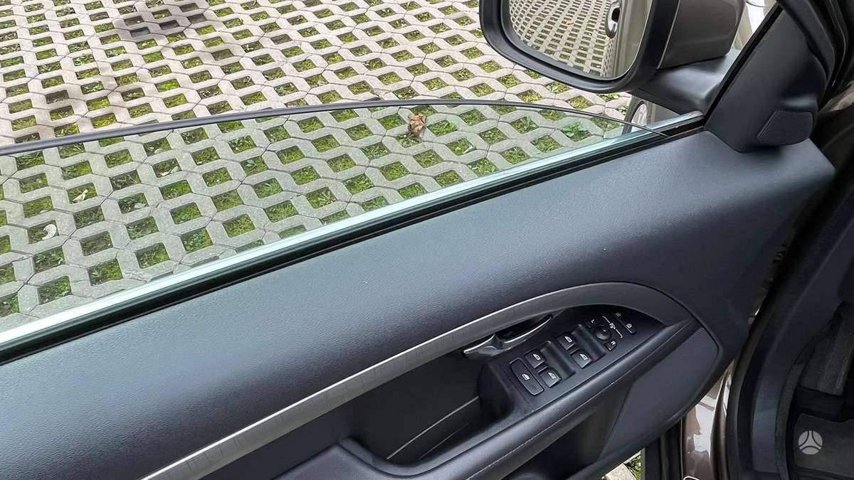 Volvo XC70, 2.0 l., Универсал