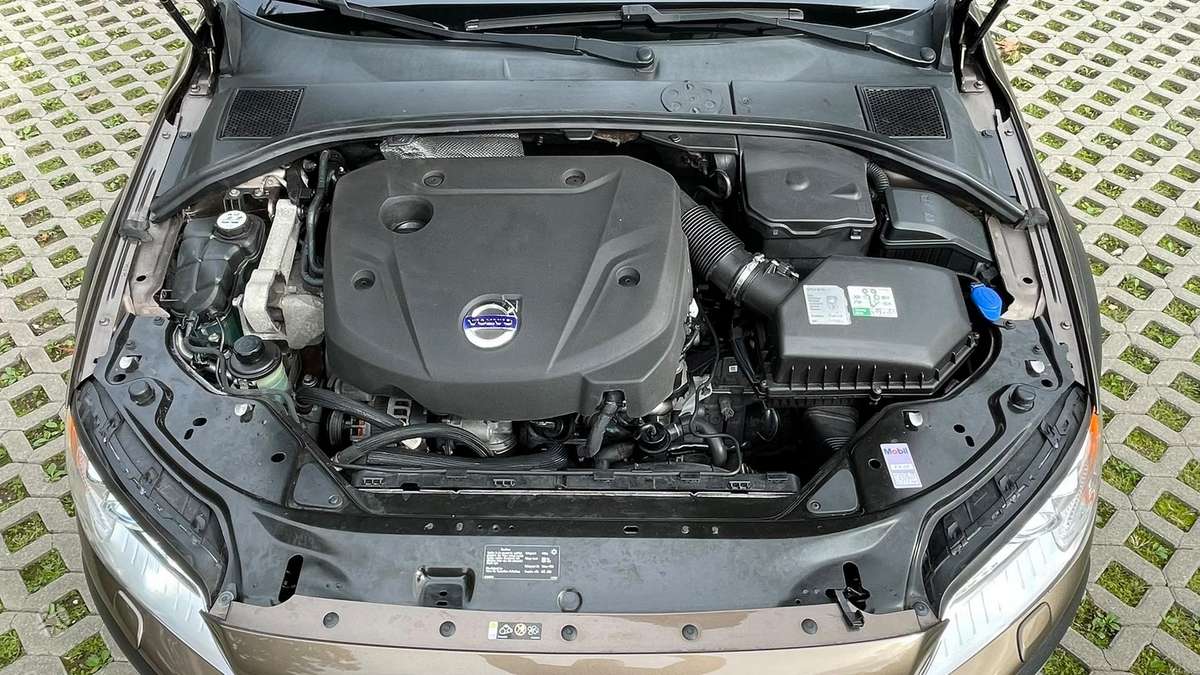 Volvo XC70, 2.0 l., wagon