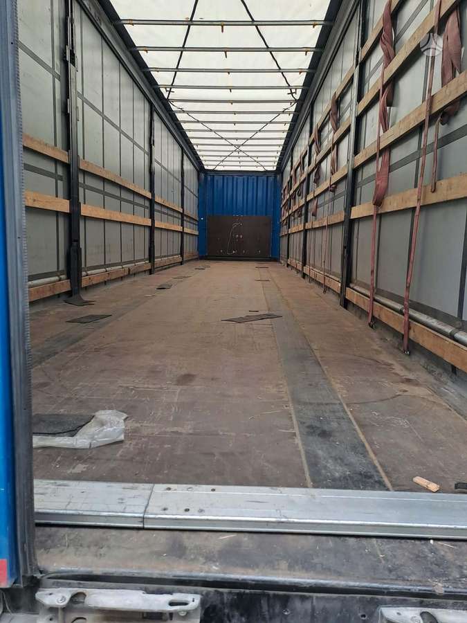 Krone, curtain / tarpaulin
