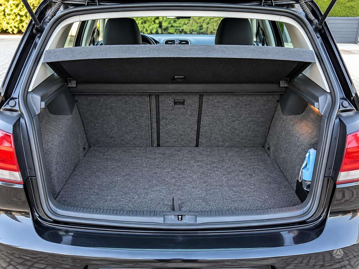 Volkswagen Golf, 1.2 l., hatchback