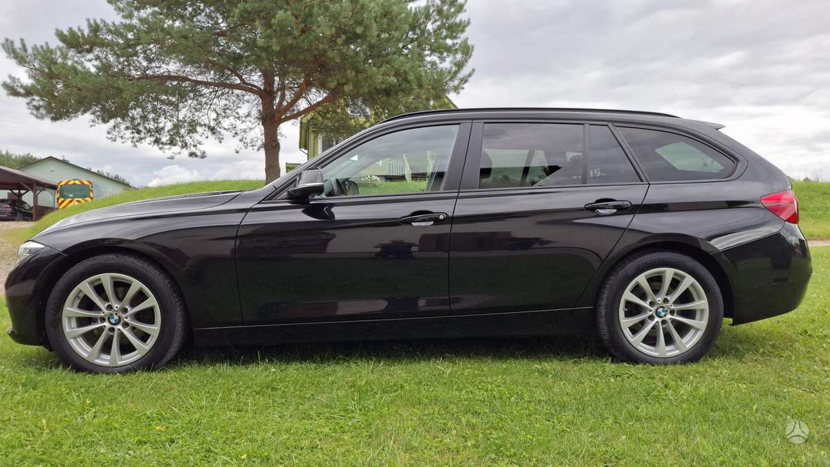 BMW 318, 1.5 l., wagon